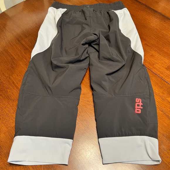 STIO Fernos Insulated Knickers 3/4 Snow Pants Womens XS Outdoor Granola Mountain - Picture 10 of 11